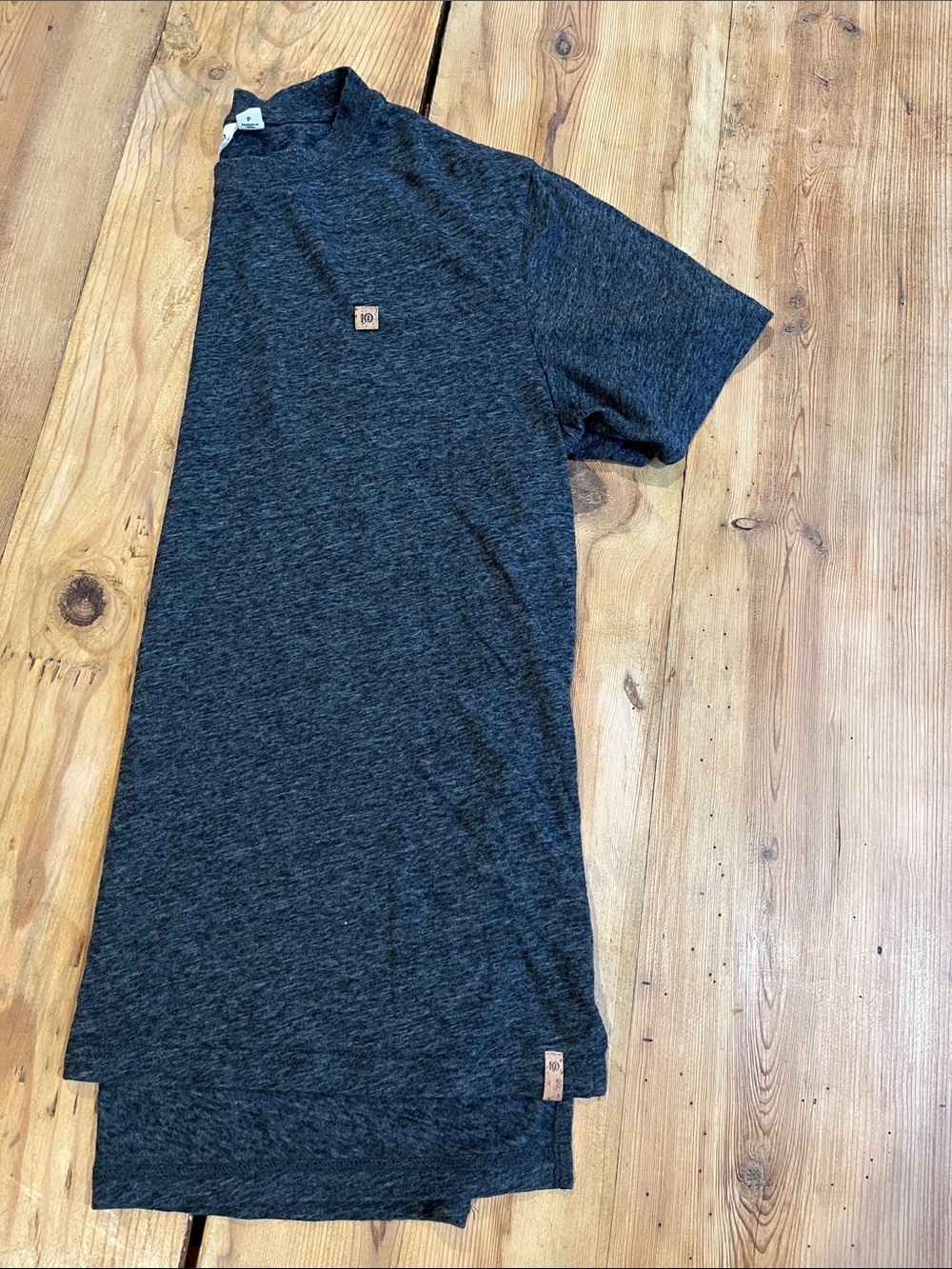 TENTREE Men's S Charcoal Heather Hemp Step Hem T-Shirt Tee Crewneck